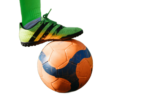 Jugador y balon con fondo eliminado